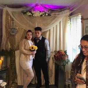 Meet your Posher, José